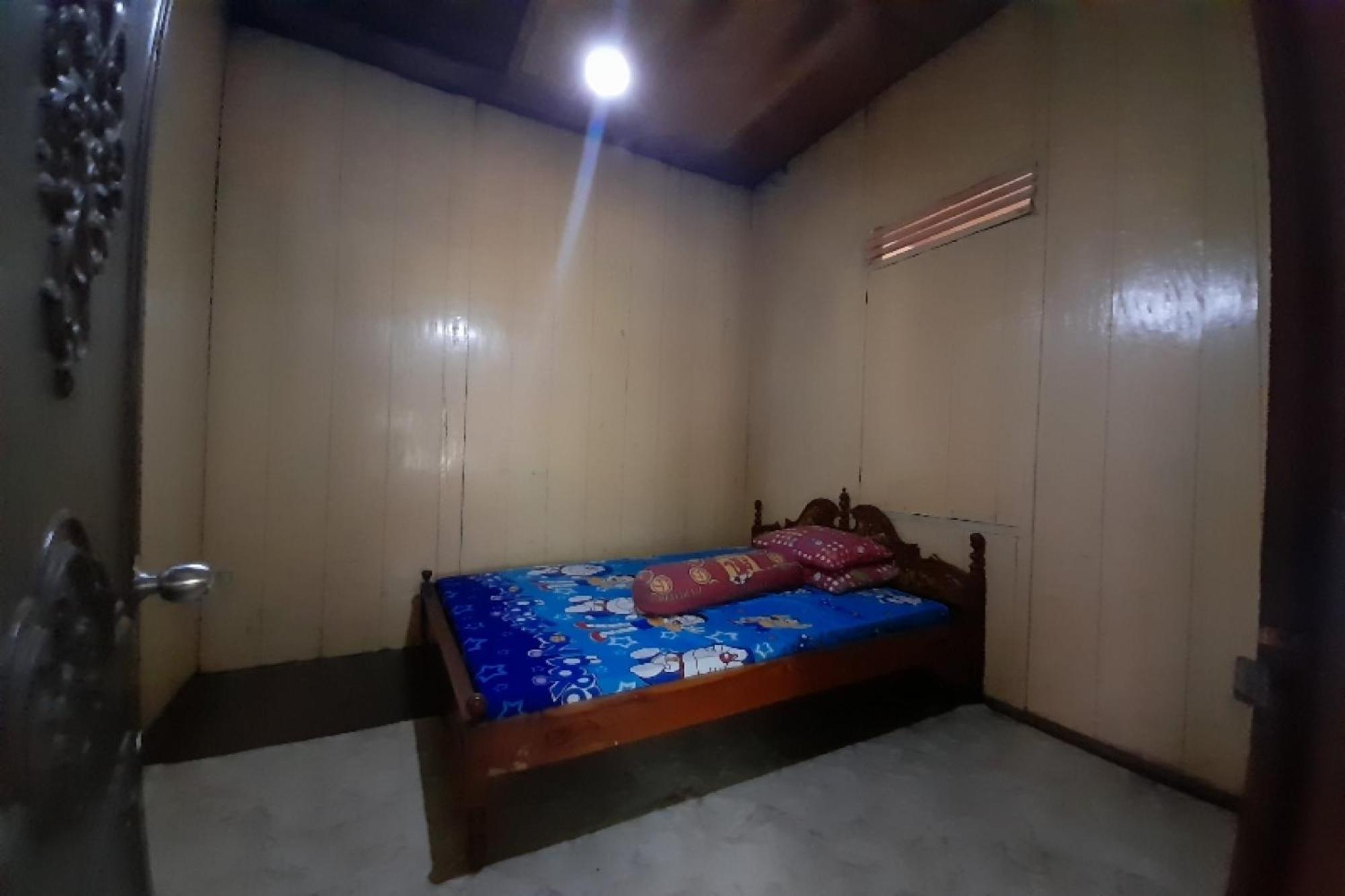 Oyo Homes 91248 Desa Wisata Banding Agung Danau Ranau Exterior foto